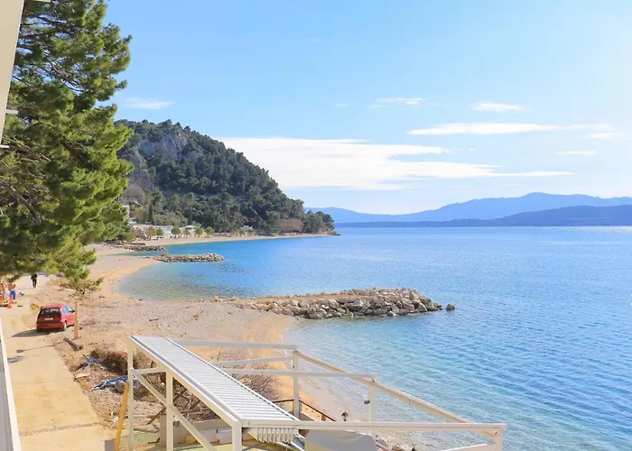 Family Friendly Apartments With A Swimming Pool Zivogosce - Porat, Makarska - 18150